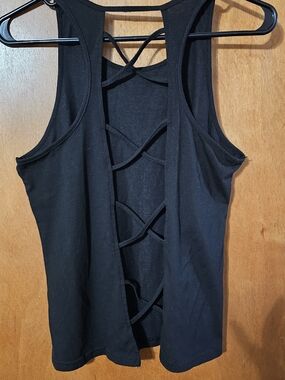 Women’s Black Crisscross Back Tank Top